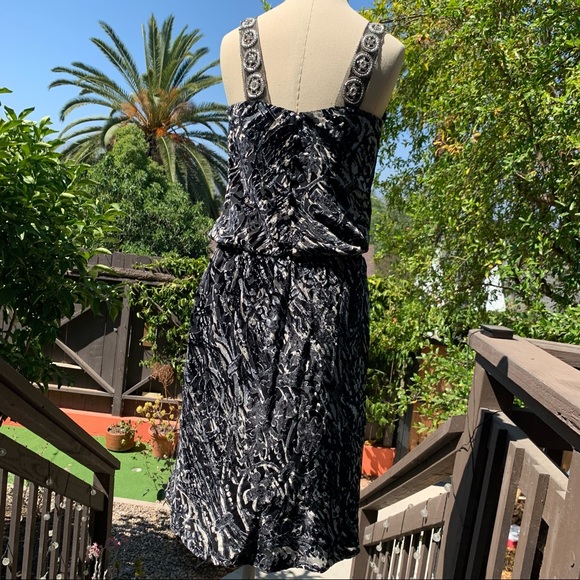 BADGLEY MISCHKA Velvet Burnout Beaded Mini Dress - Picture 6 of 11